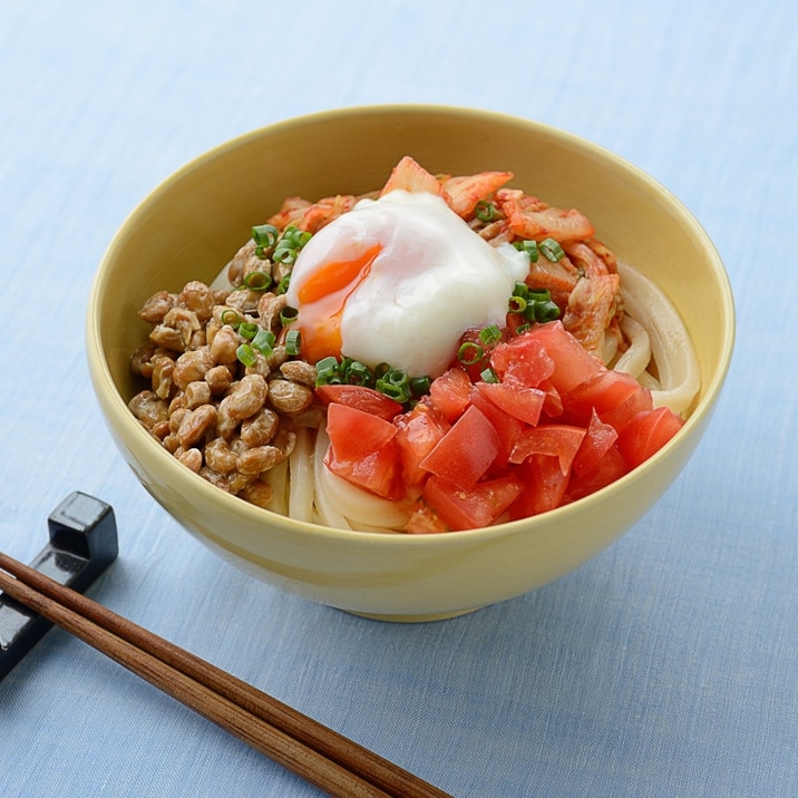 キムトマ納豆うどん 温玉のせ レシピ 作り方 By テーブルマーク 楽天レシピ